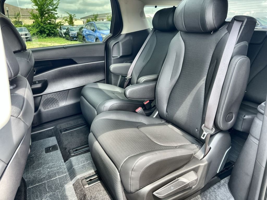 New 2026 White Kia SX Prestige image 23
