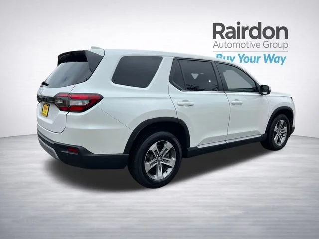 Used 2023 Platinum White Pearl Honda EX-L 8 Passenger image 7