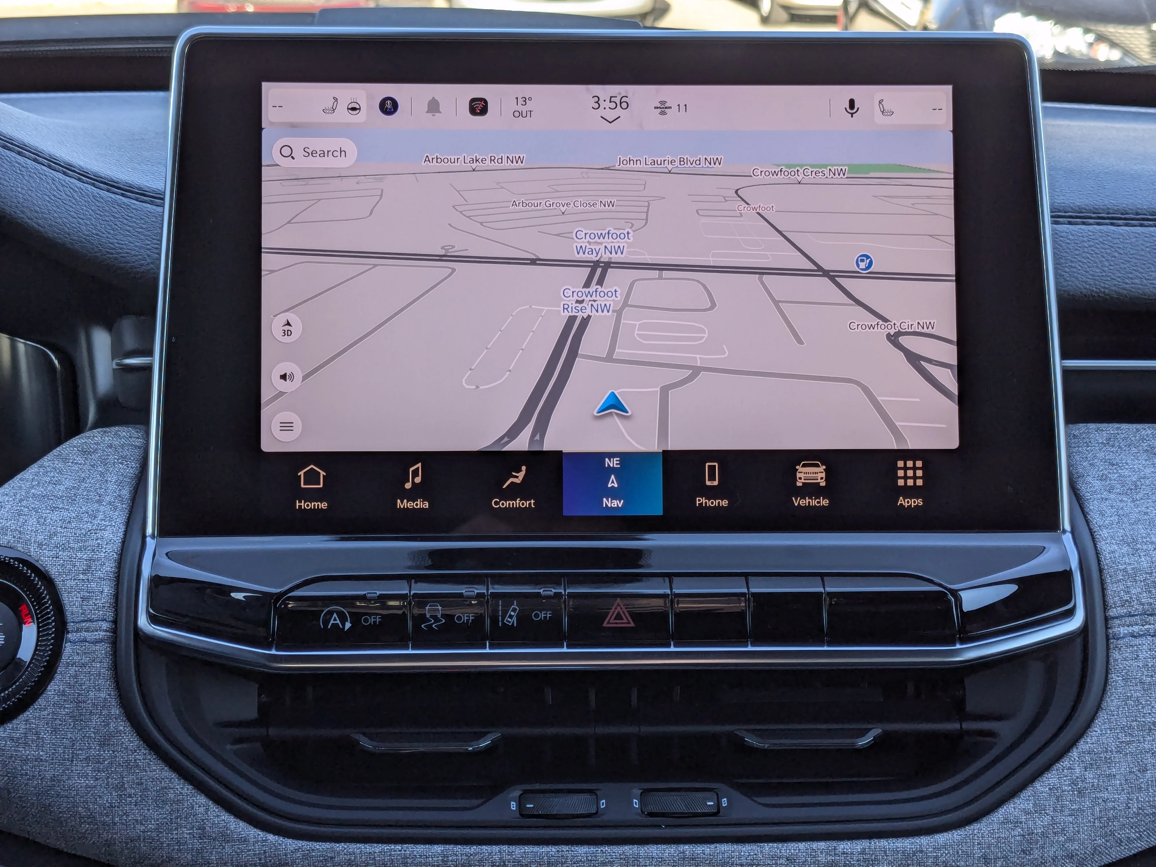 New 2026 Silver Jeep North - Panoramic Sunroof - Alpine Audio -  Adaptive Cruise - Power Liftgate & Tons More! image 22