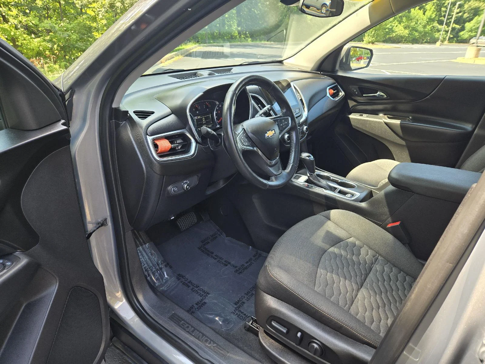 Used 2018 Pepperdust Metallic Chevrolet LT image 12