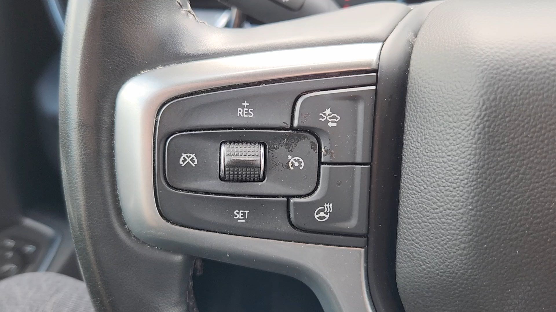 2025 Chevrolet Silverado 1500 LT - Photo 12