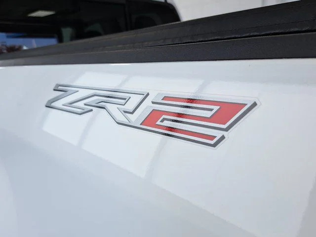 Used 2019 White Chevrolet ZR2 image 31