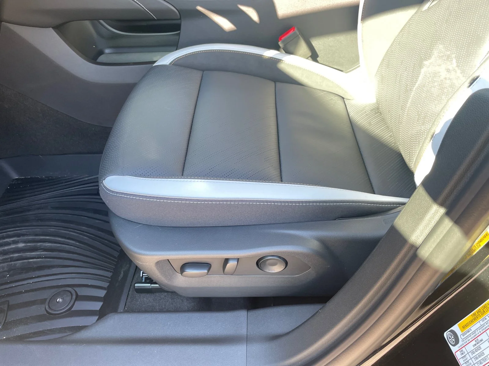 New 2026 Ebony Twilight Metallic Buick Sport Touring AWD image 14