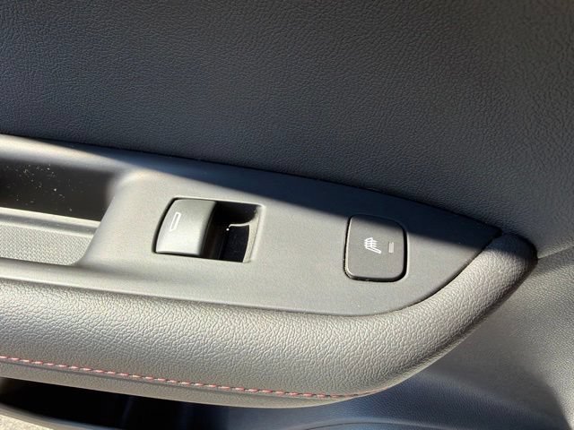 Used 2019 SUMMIT WHITE Chevrolet RS image 34