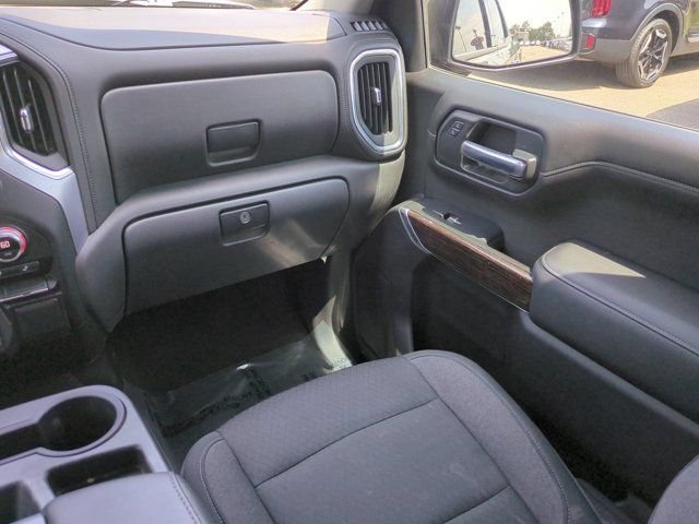 Used 2020 Gray GMC Elevation image 16
