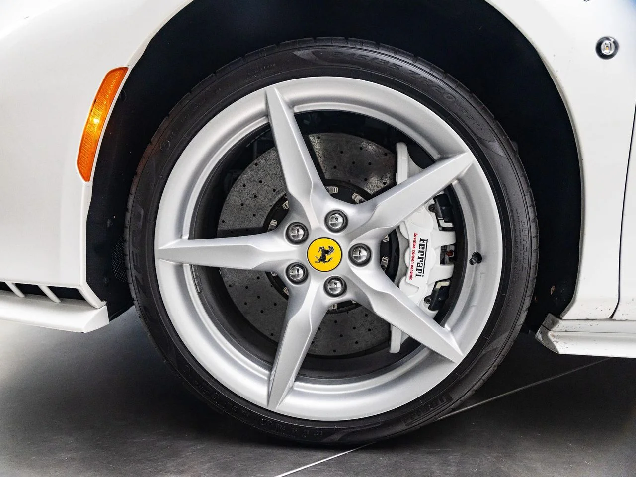 Used 2022 Bianco Cervino - Extra Campionario Ferrari Spider image 26
