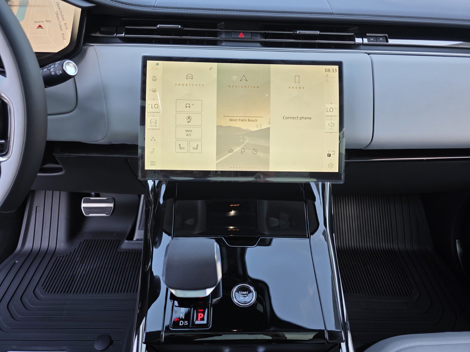 New 2026 Varesine Blue Land Rover P400 Dynamic SE image 17