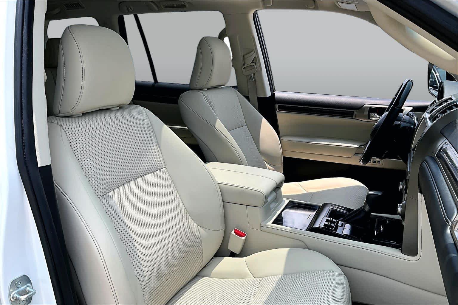 Used 2021 Starfire Pearl Lexus Premium image 9