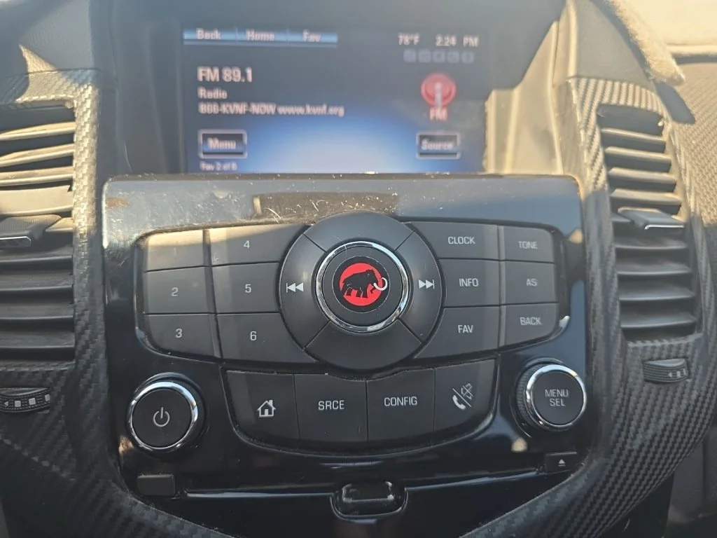 Used 2014 Black Granite Metallic Chevrolet Diesel image 19