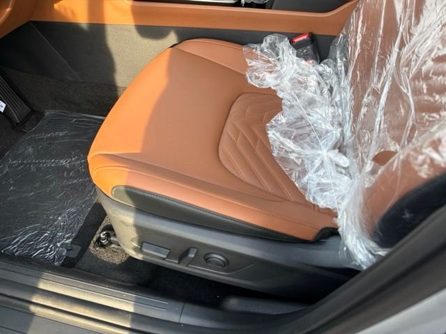 New 2026 Wolf Gray Kia X-Line image 13