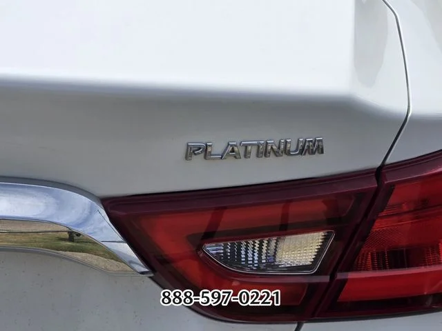 Used 2016 White Nissan Platinum image 5