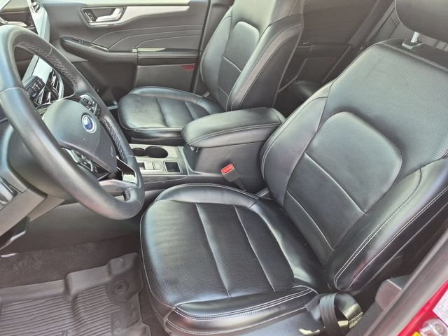 Used 2023 Red Ford Platinum image 16