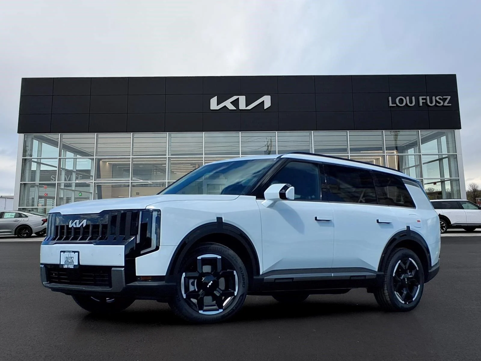 New 2027 Glacial White Pearl Kia EX image 1