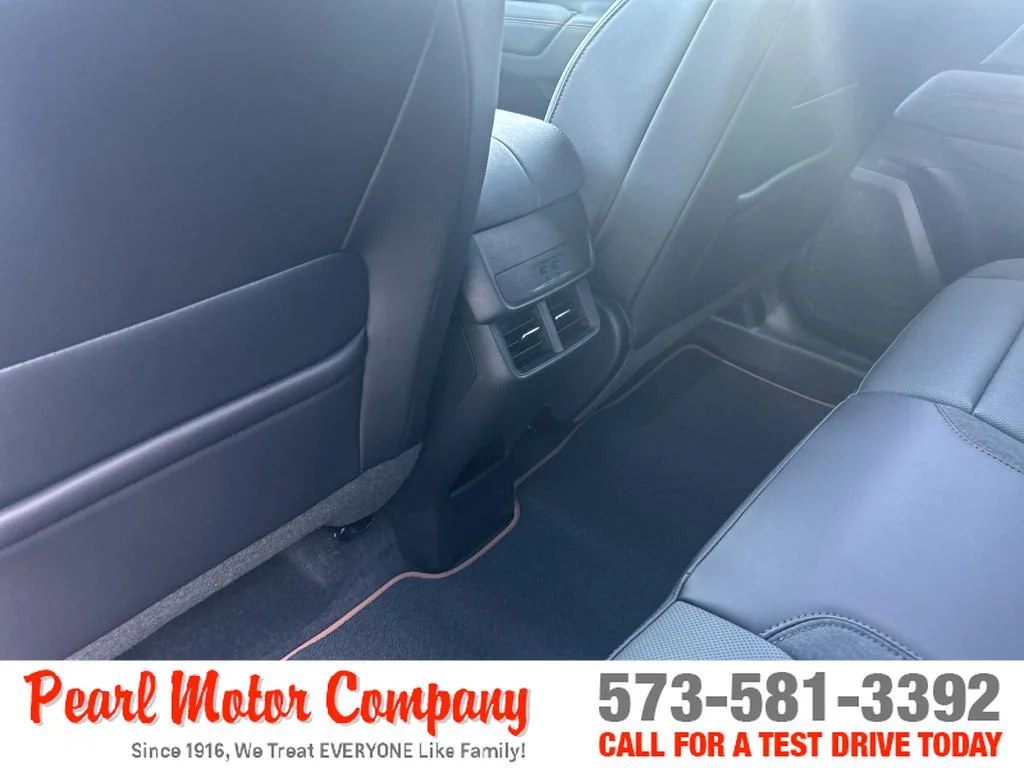 2026 GMC Terrain AT4 - Photo 22