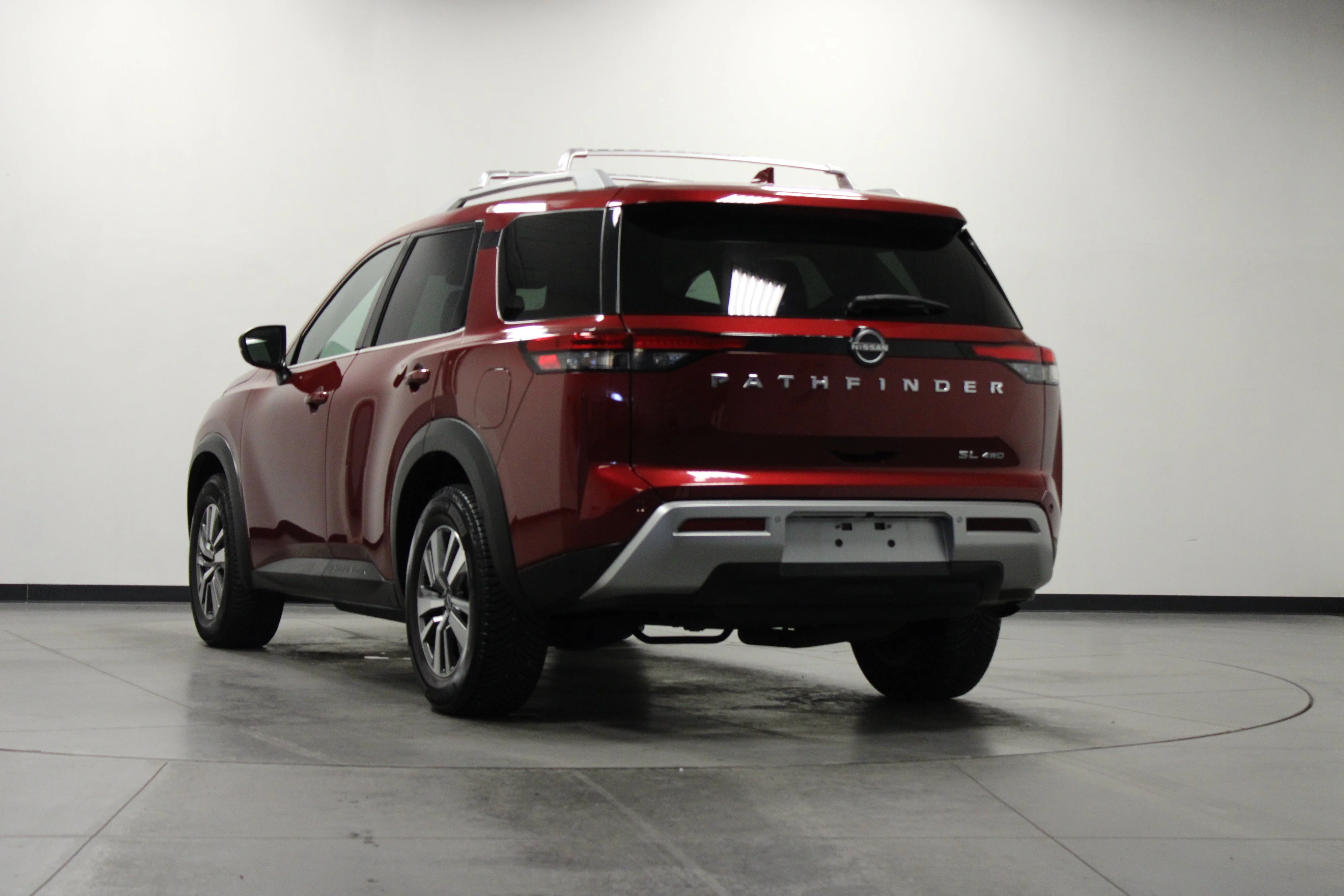 Used 2022 Scarlet Ember Tintcoat Nissan SL image 6