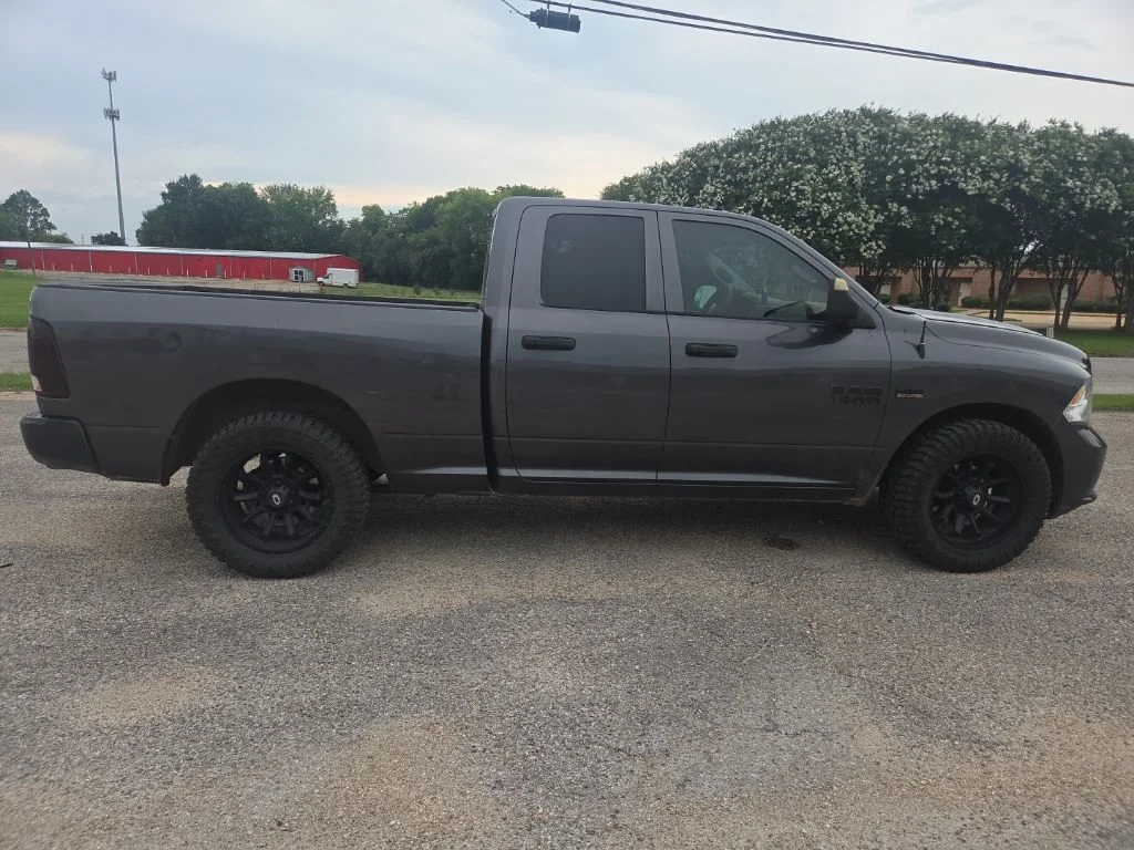 Used 2018 Gray Ram Express image 10