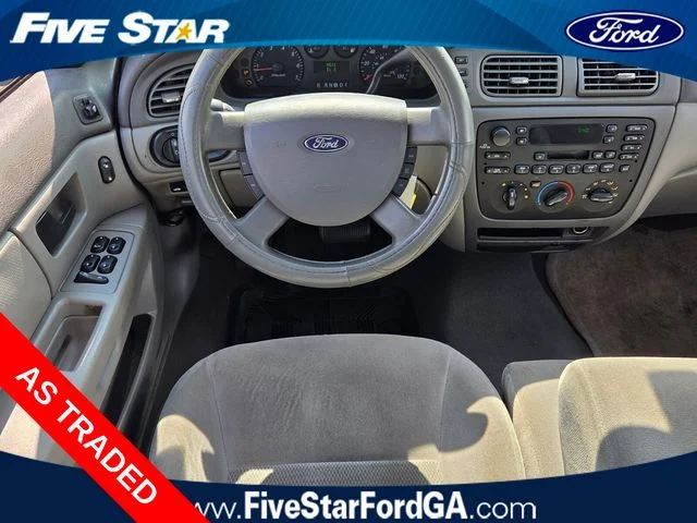Used 2005 Green Ford SE image 13