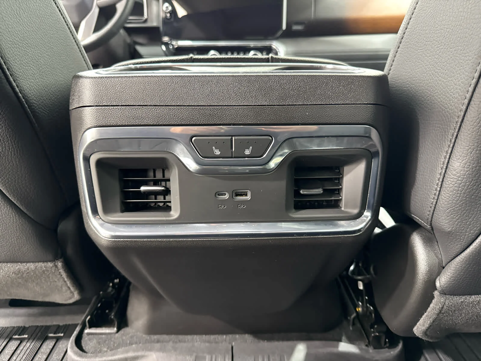 Used 2025 Onyx Black GMC Denali image 15