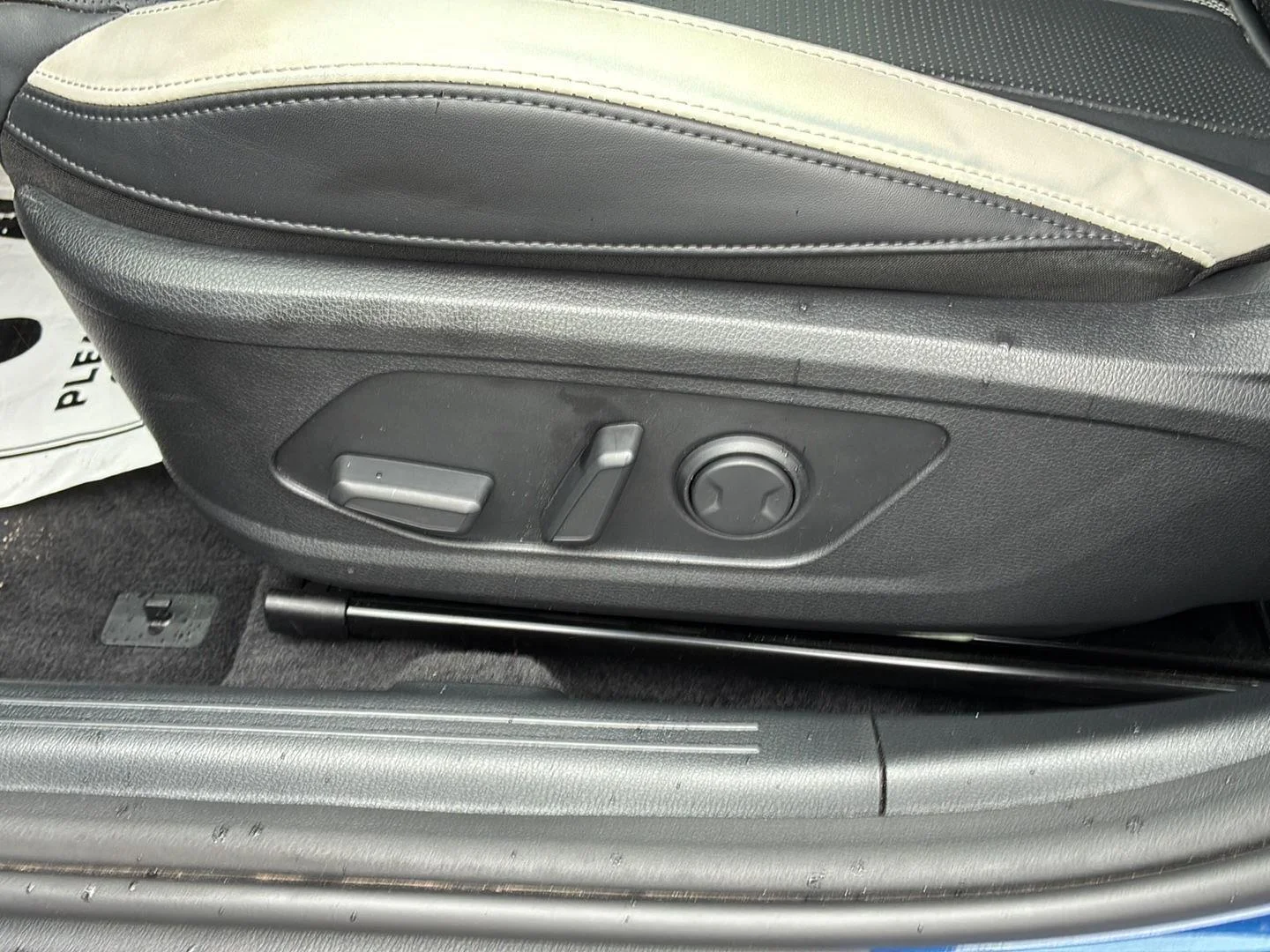 Used 2025 Yacht Blue Kia GT-Line image 22
