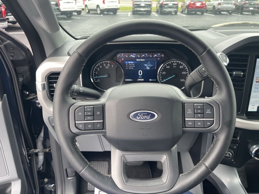 Used 2023 Blue Ford XLT image 18