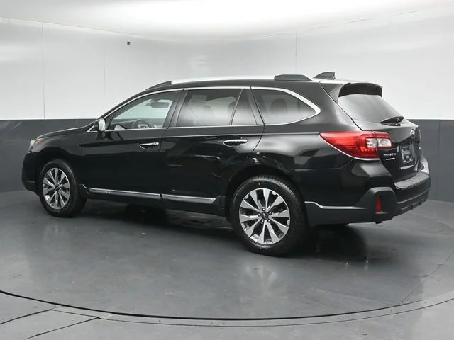 Used 2019 Black Subaru 2.5i image 5