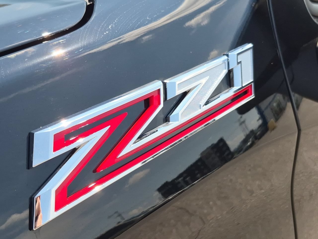 New 2026 Black Chevrolet LT image 31