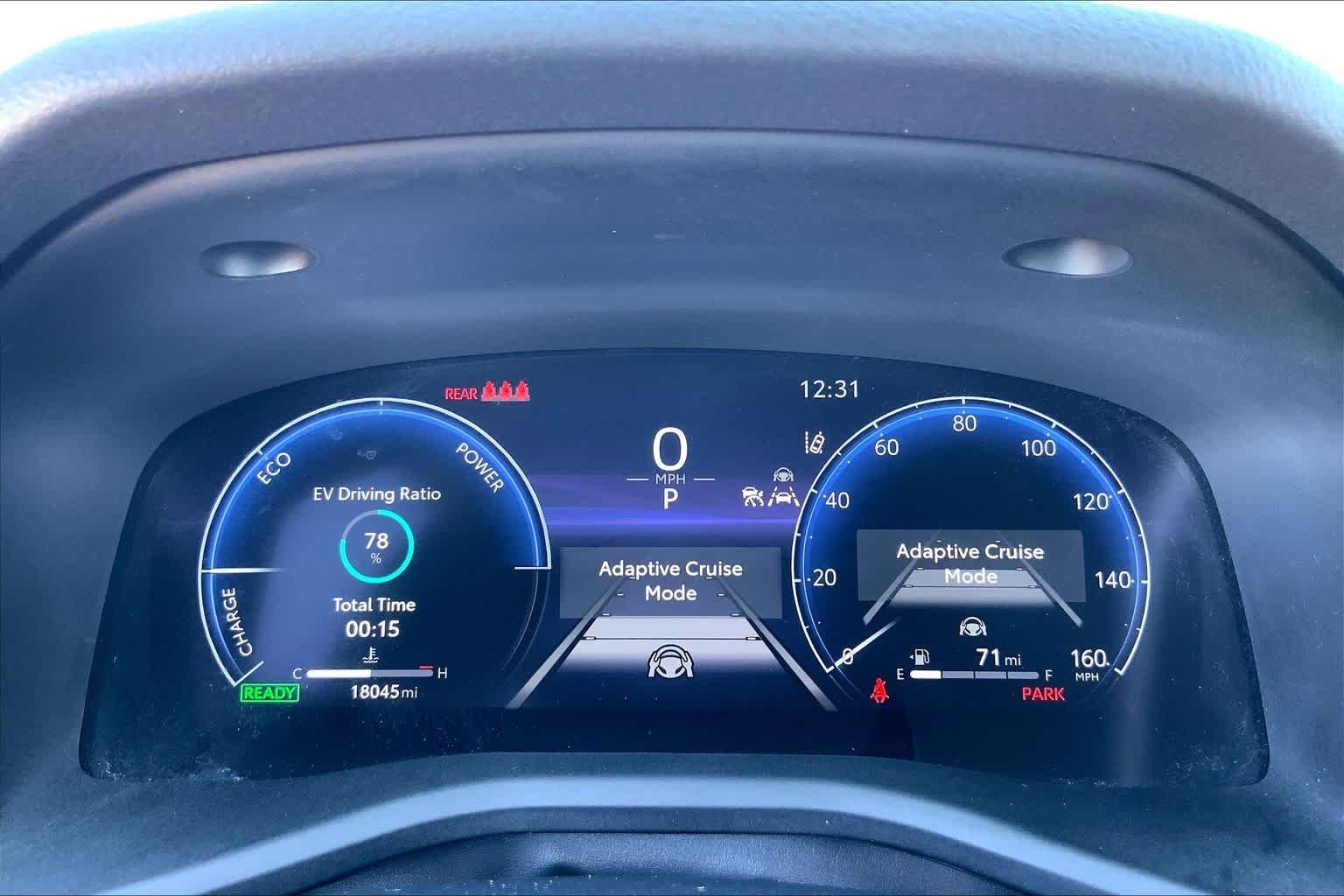 Used 2025 Wind Chill Pearl Toyota XSE image 25