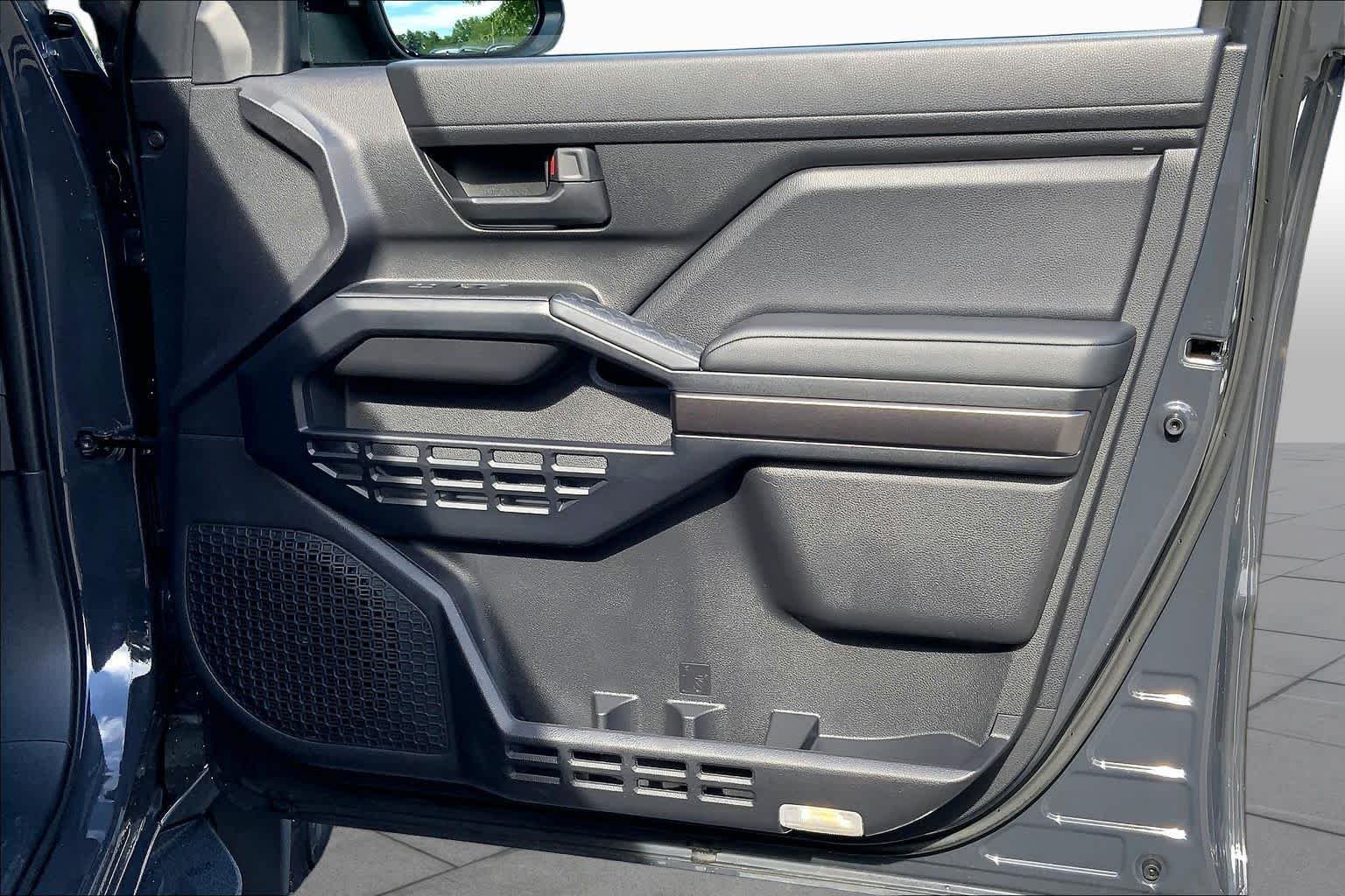 Used 2026 Underground Toyota SR5 image 23