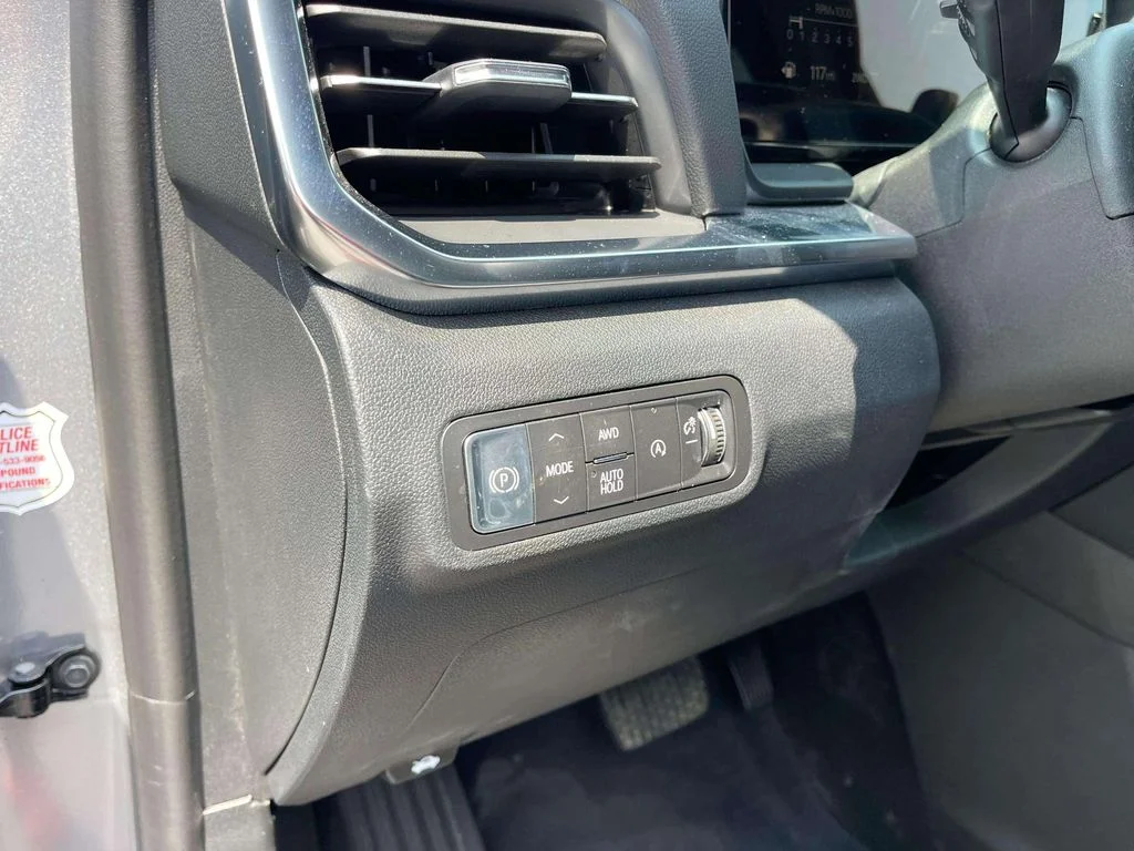 Used 2026 Sterling Metallic GMC Elevation image 13