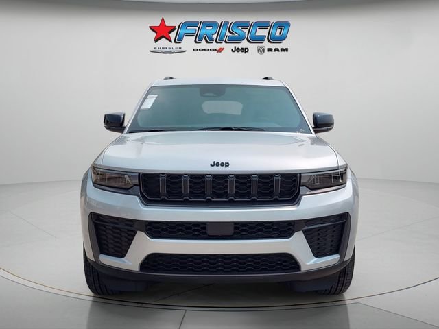 New 2026 Silver Zynith Exterior Paint Jeep Altitude image 2