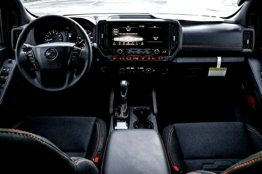 2025 Nissan Frontier PRO-4X - Photo 21