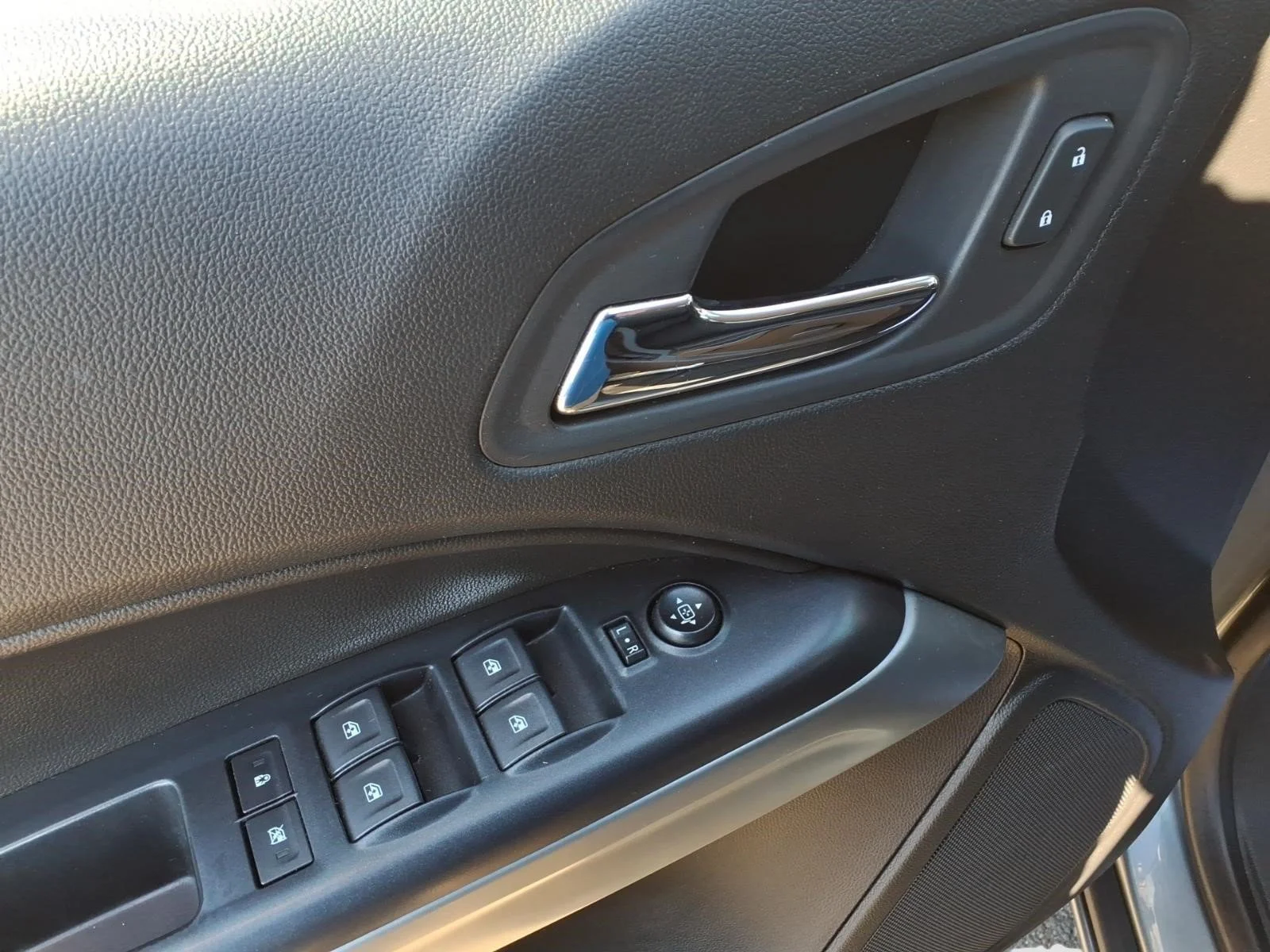 Used 2019 Satin Steel Metallic G9k Chevrolet LT image 14