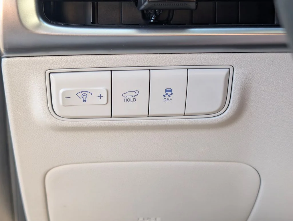Used 2026 Silver Hyundai SEL image 32
