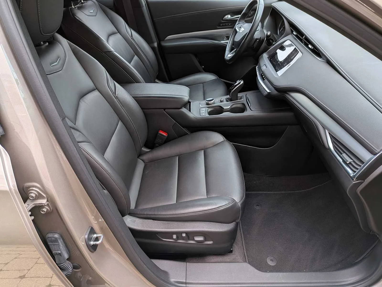 Used 2023 Latte Metallic Cadillac Premium Luxury image 30