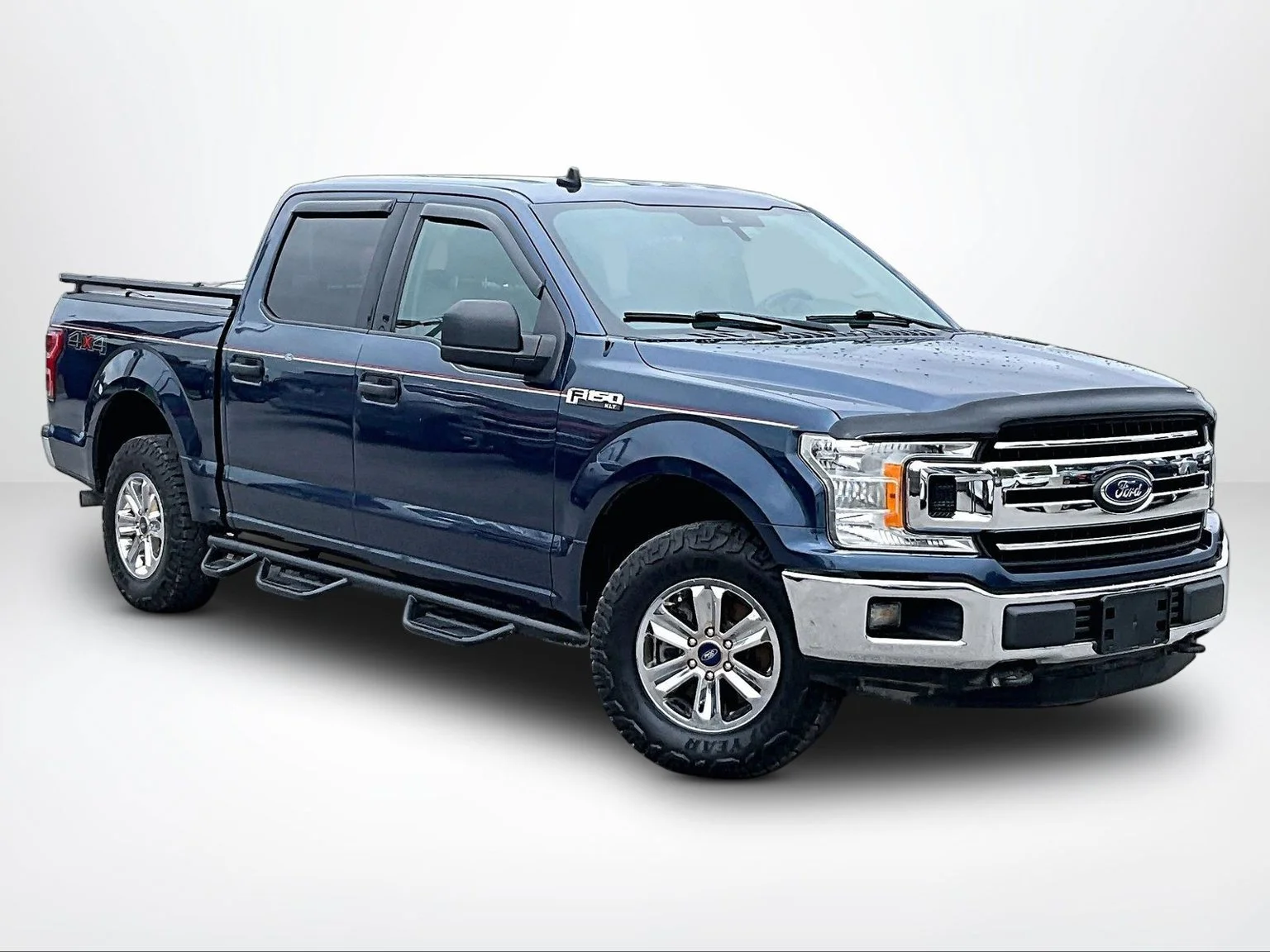 Used 2019 Blue Ford XLT image 13