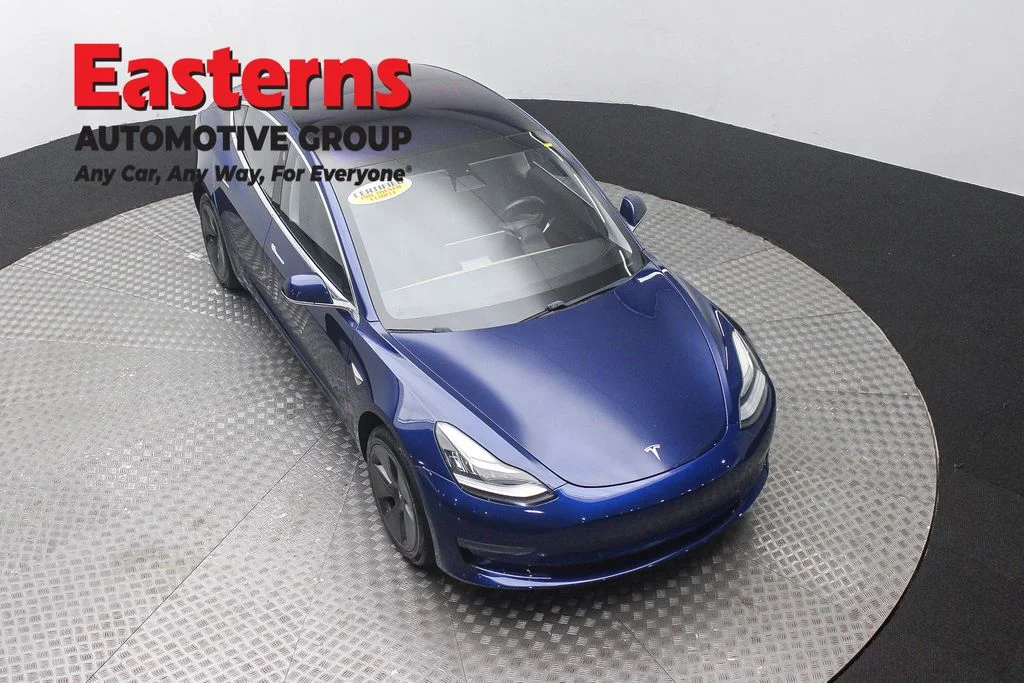 Used 2018 Blue Tesla Long Range image 3