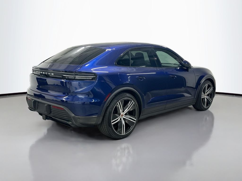 Used 2025 Blue Porsche 4S image 9