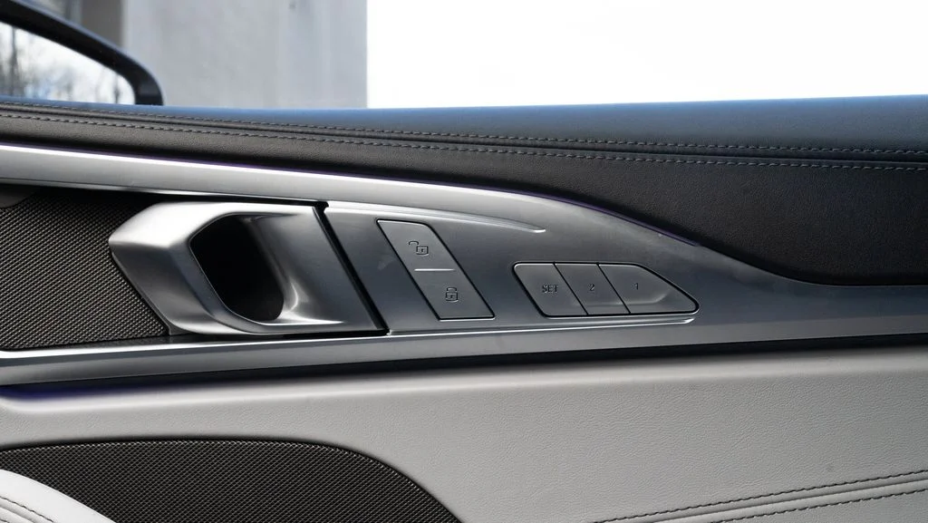 Used 2023 White BMW Competition image 43