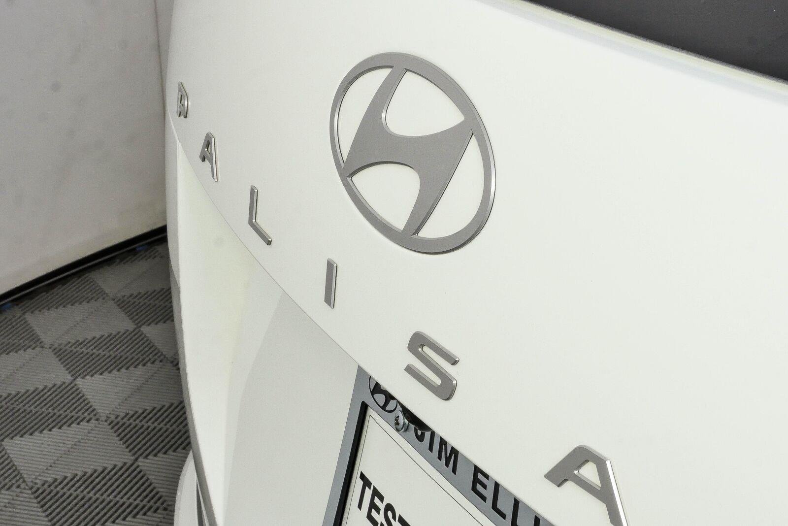 Certified Used 2026 Creamy White Pearl Hyundai Calligraphy image 33