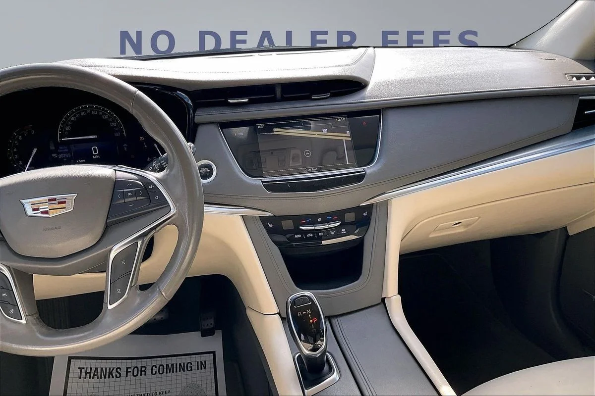 Used 2019 Blue Cadillac Luxury image 9