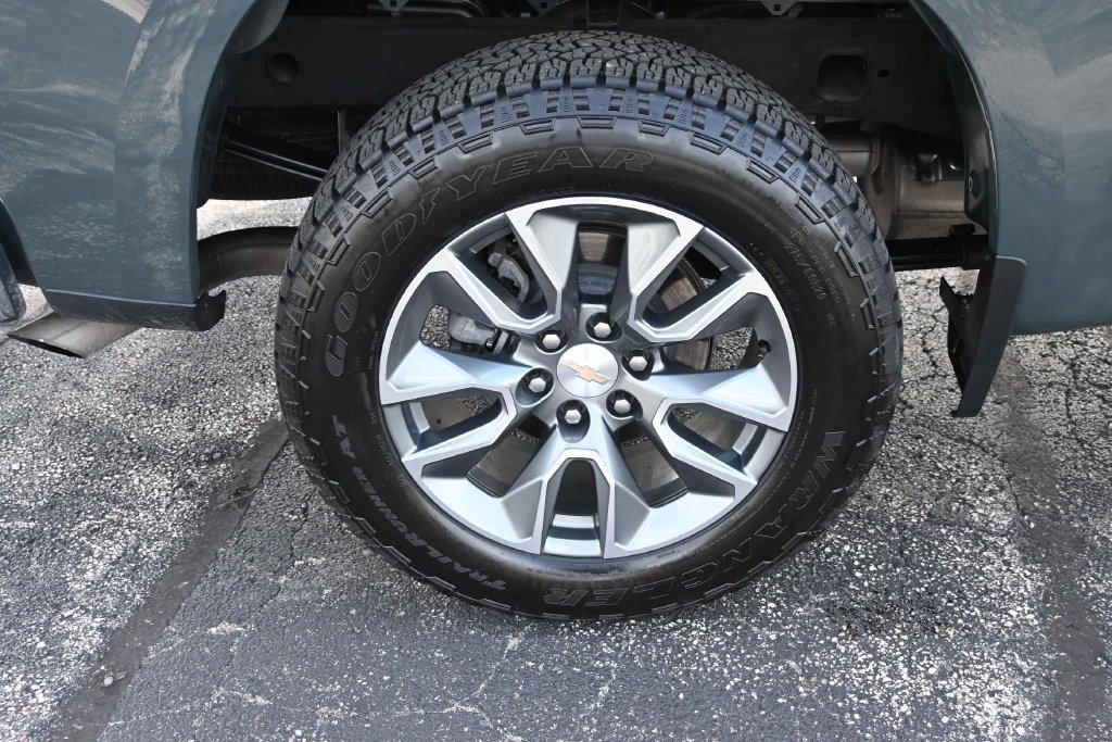 Used 2025 Cypress Chevrolet LT image 15