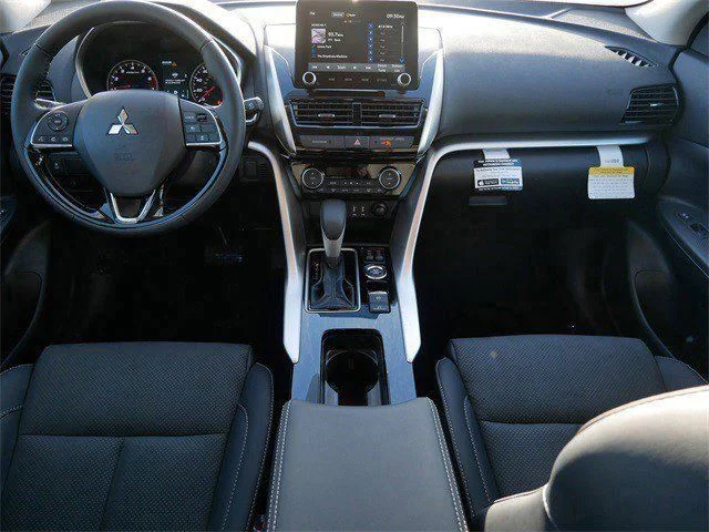 New 2026 White Diamond Mitsubishi SE PANORAMIC ROOF image 7