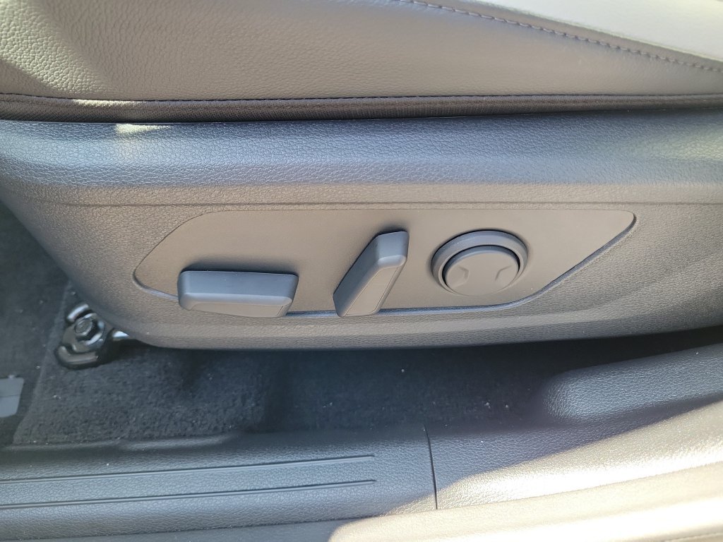 New 2026 Ebony Black Kia EX image 25