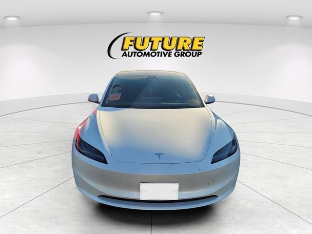 Used 2025  Tesla Long Range image 2