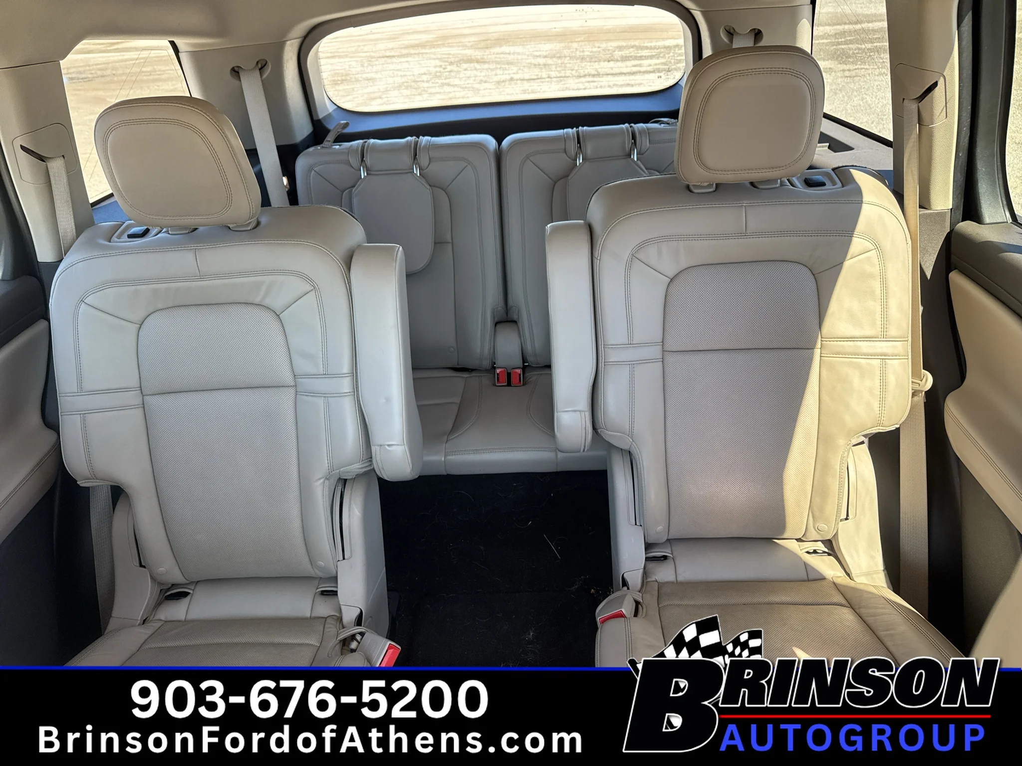Used 2020 Infinite Black Metallic Lincoln Reserve image 28