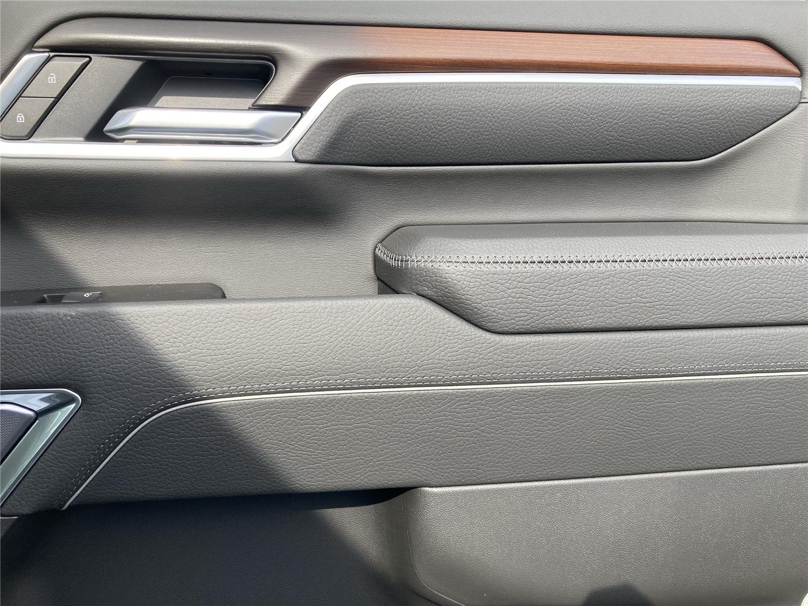 New 2026 Glacier White Tricoat GMC Denali image 30