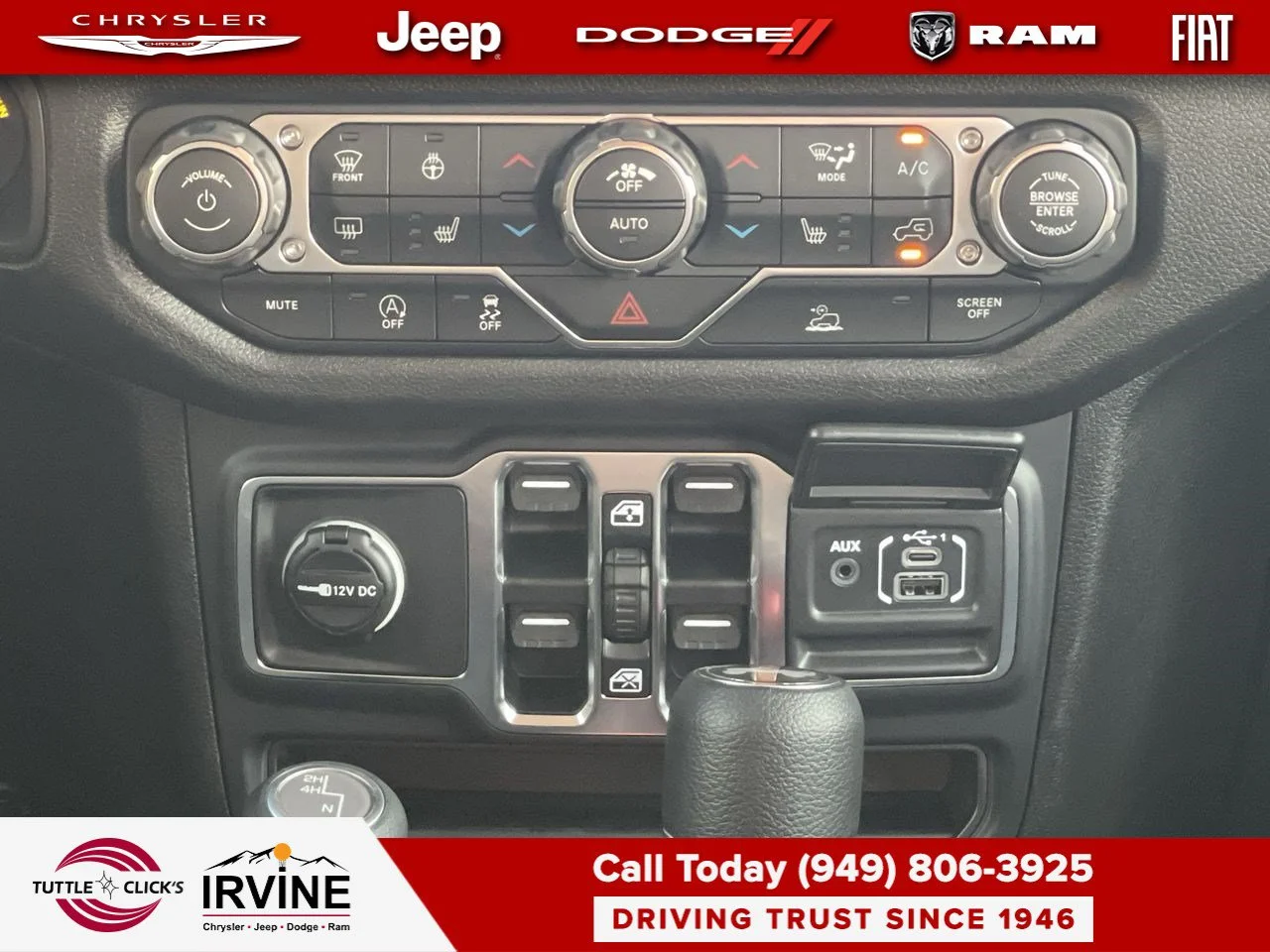 New 2026 Granite Crystal Metallic Clear-Coat Paint Jeep California Edition image 19