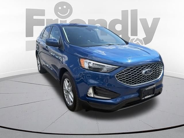 Used 2024 Blue Ford SEL image 11