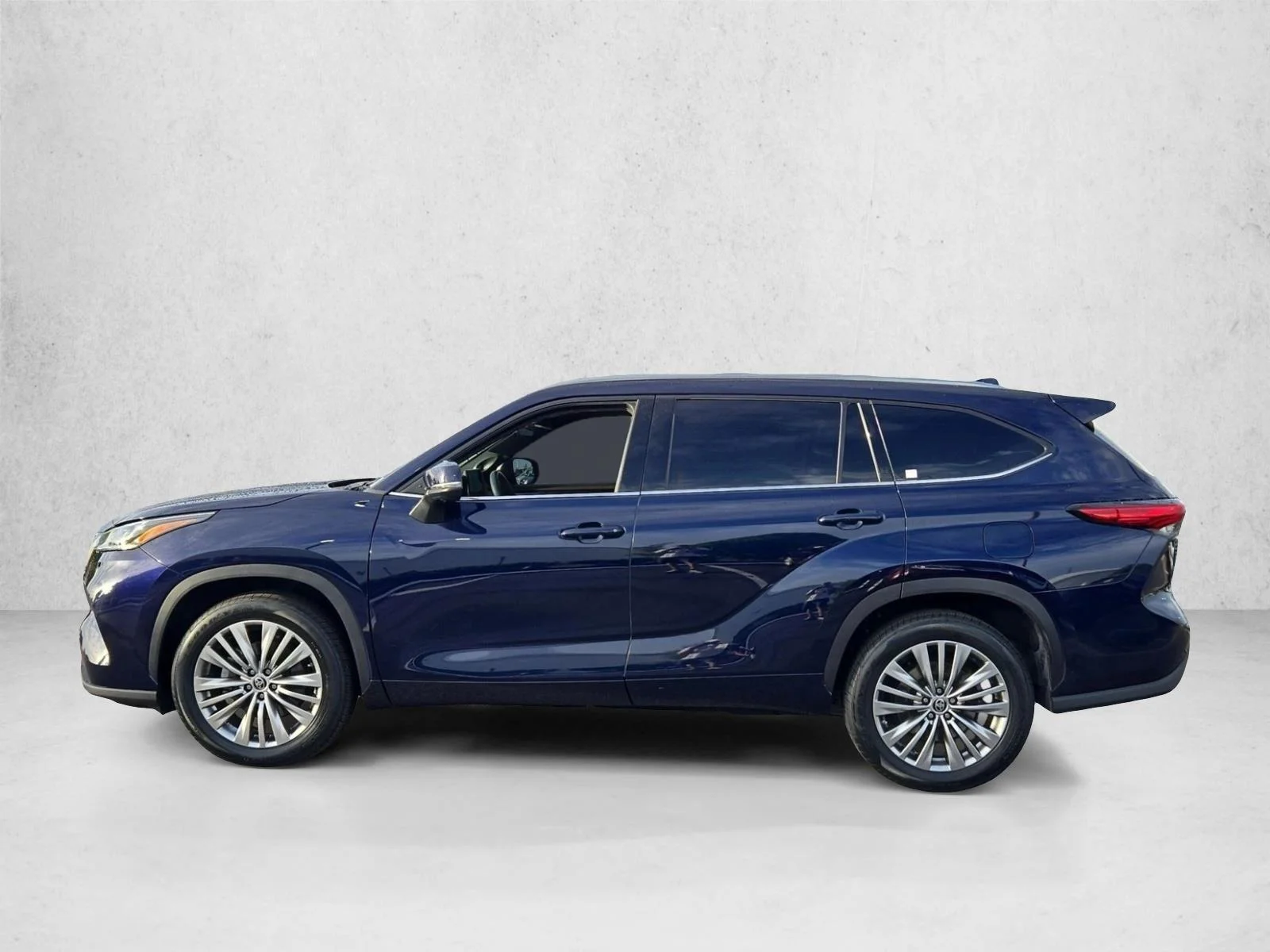 Used 2021 Blueprint Toyota Platinum image 9