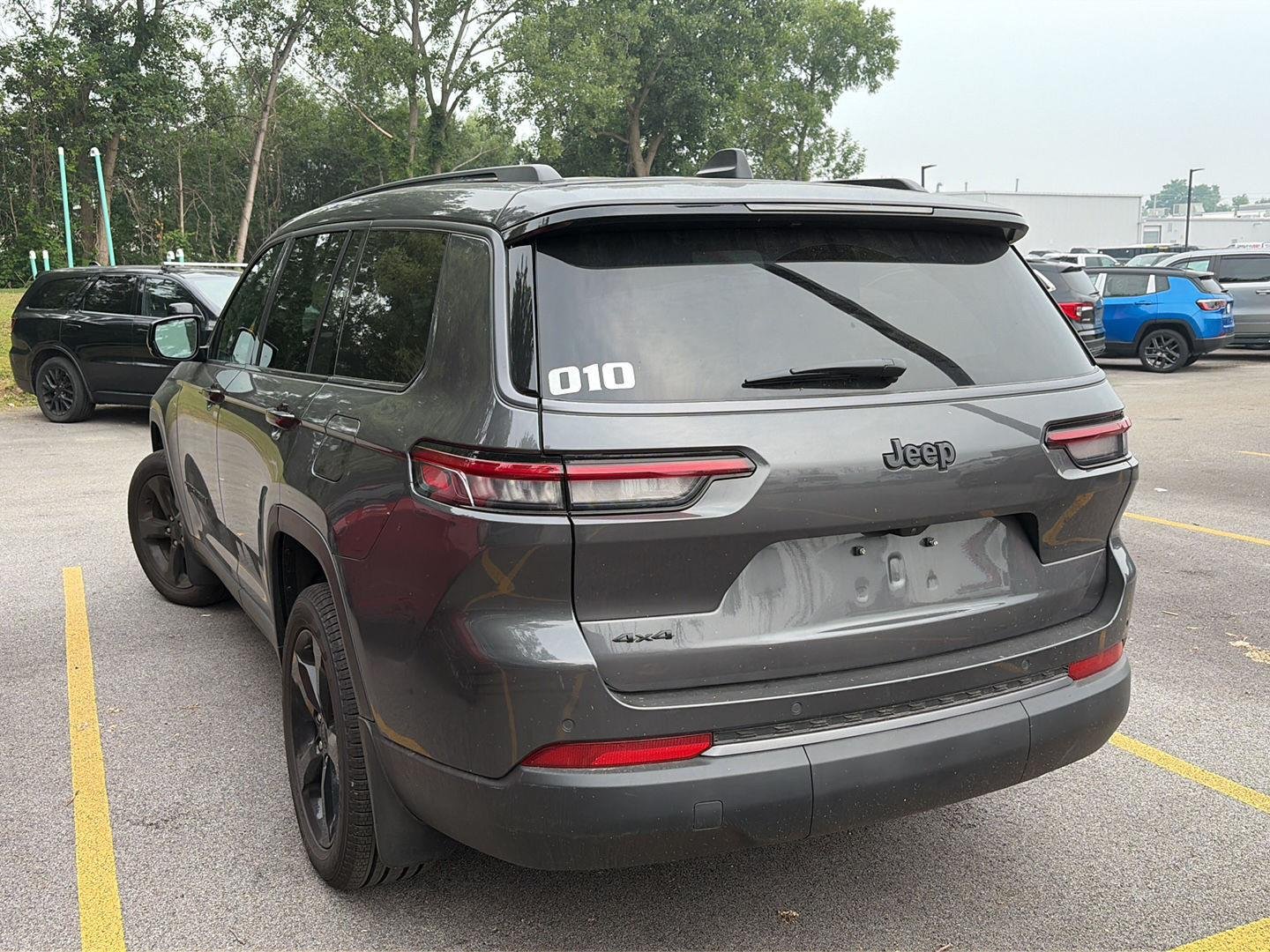 Used 2026 Baltic Gray Metallic Clearcoat Jeep Limited image 3